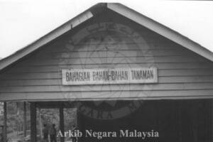 BAHAGIAN BAHAN-BAHAN TENAMAN LADANG PRANG BESAR (GOLDEN HOPE), 43000 KAJANG, SELANGOR, 15/11/1994