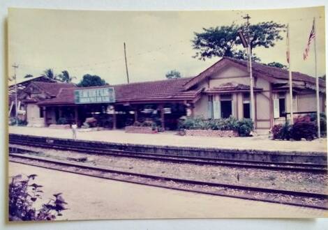 Stesyen keretapi Kajang. Foto tahun 1999 Stesyen keretapi Kajang. Foto tahun 1999