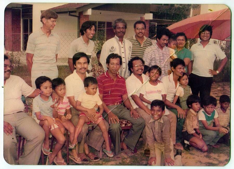 1985-kejiranan-seksyen3-color-restored.jpg