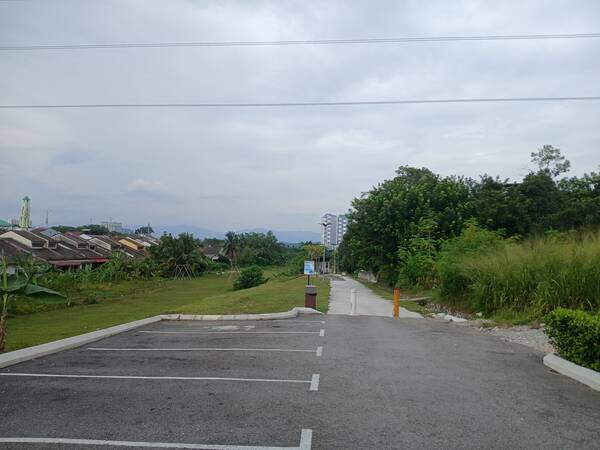 Pintasan hijau, di hadapan SK BBB