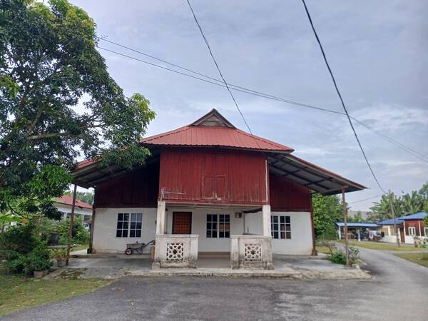 Rumah lama Kg Batu 5 Bangi