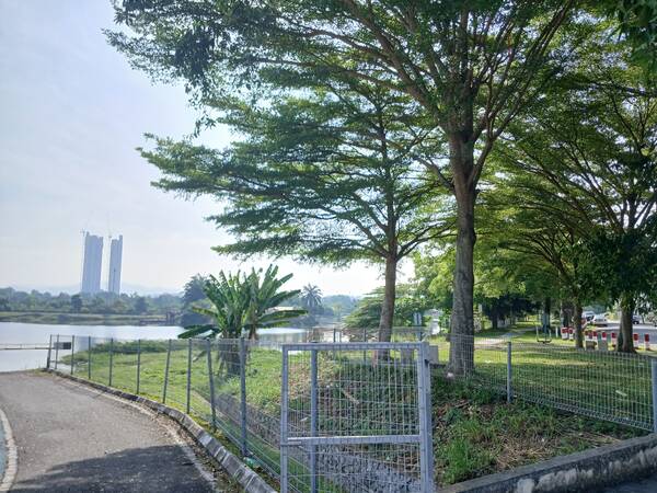 Only mining pool left in Kajang (at Sungai Chua) converted into a recreational park