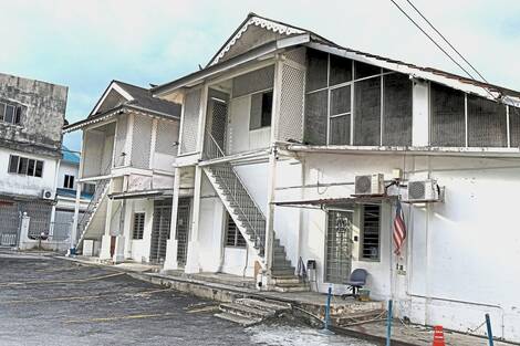 The rear of the post office in Kajang still keeps its old design. 