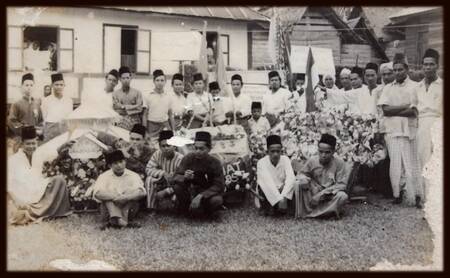 Perarakan Maulid Nabi di Pekan Bangi, 1957 Perarakan Maulid Nabi di Pekan Bangi, 1957
