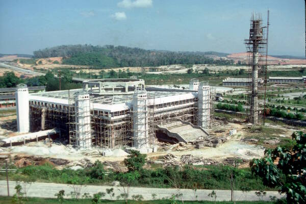 Masjid UKM dalam pembinaan